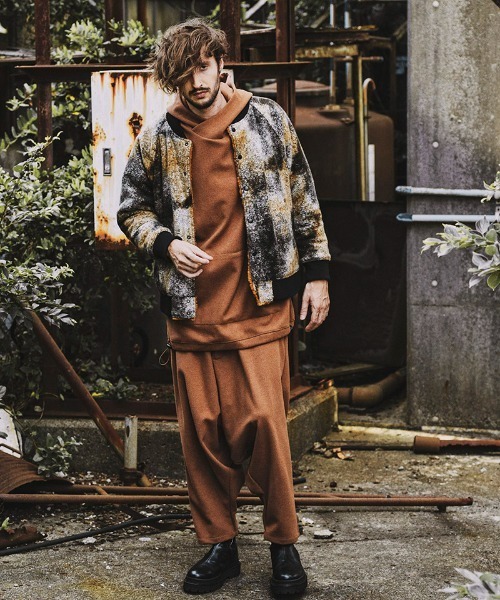 NO ID.（ノーアイディ）の「mj8216-ﾘﾊﾞｰｼﾌﾞﾙｽﾀｼﾞｬﾝ（スタジャン・メンズ・ブラック/キャメル/ネイビー・ONE SIZE）」の9枚目の写真