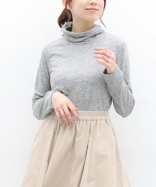 Honeys(ハニーズ)の「くしゅくしゅタートル(Tシャツ/カットソー・レディース・ブラック/アイボリー/ミント/モカ/杢グレー/ブルー系その他/ピンク系その他/ラベンダー/イエロー系その他・LL/M/L)」の4枚目の写真