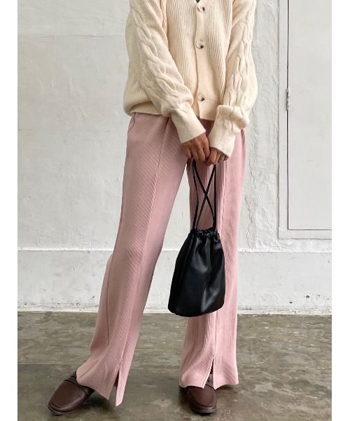 DAIS-Y（デイジー）の「Original起毛スリットフレアパンツ（その他パンツ・レディース・ブラック/ピンク/アイボリー・S/M）」の8枚目の写真