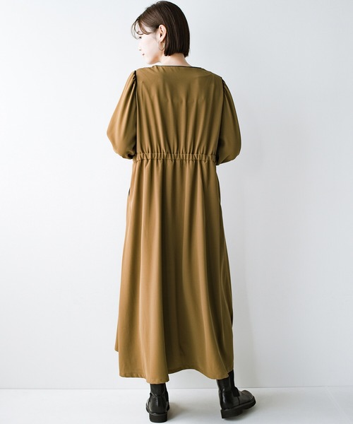 haco!（ハコ）の「【φ】ちょっぴり辛さを添えて大人味。着心地ゆったり見た目はすっきり こだわりバランスのパイピングワンピース（ワンピース・レディース・カーキブラウン/ブルーグリーン・SMALL/MEDIUM/LARGE/X-LARGE）」の9枚目の写真