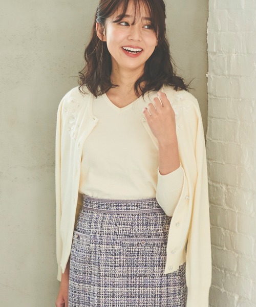 LAISSE PASSE（レッセパッセ）の「フリンジ刺繍ツイン（アンサンブル・レディース・ダルブルー系/モーブ系/ピンクベージュ/アイボリー・MEDIUM）」の2枚目の写真