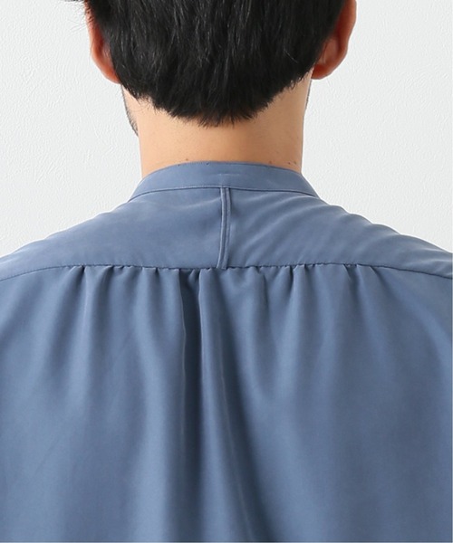 EDIFICE LA BOUCLE（エディフィスラブークル）の「【LA BOUCLE】スタンドカラーシャツ パウダーレーヨン（シャツ/ブラウス・メンズ・カーキ/サックスブルー/アイボリー・2/1/3）」の17枚目の写真