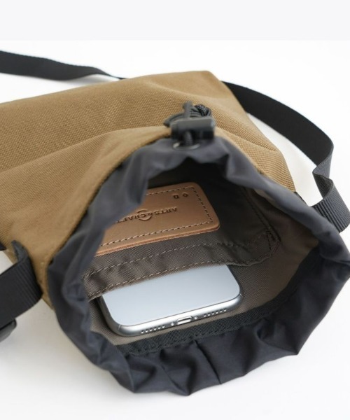 ARTS & CRAFTS（アーツアンドクラフト）の「アーツアンドクラフツ / DURABLE NYLON デュラブルナイロン / CHALK SHOULDER S /チョークショルダーS（ショルダーバッグ・レディース・ブラウン/オリーブ/ブラック/カモフラージュ・FREE）」の11枚目の写真
