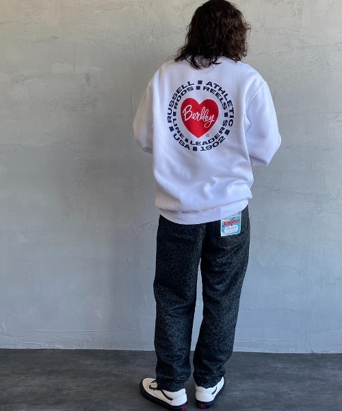 Russell Athletic（ラッセルアスレティック）の「[RUSSELL ATHLETIC/ラッセル アスレチック] BERKLEY×RUSSELL ATHLETIC 別注 サークルロゴプリントスウェット（スウェット・レディース・ホワイト/ブラック・L/XL）」の18枚目の写真