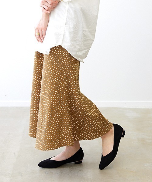 JELLY BEANS(ジェリービーンズ)の「Vカットフラットパンプス【WEB限定】(217-195)JELLY BEANS(ジェリービーンズ)(パンプス・レディース・グレー/ブラック/ミント/ベージュ/アイボリー/ブラック系その他・24.5/24/22.5/25/23/22/23.5)」の11枚目の写真