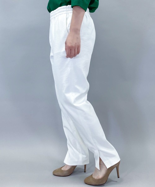 Munich（ミューニック）の「ドライタッチオックスサイドベントパンツ（その他パンツ・レディース・ブラック/イエロー/グリーン/ナチュラル/ダークベージュ/ホワイト/ライトブルー・S/M/XS）」の13枚目の写真