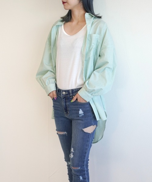 CECIL McBEE（セシルマクビー）の「ストライプBIGシャツ（シャツ/ブラウス・レディース・ベージュ/ピンク/ミント・MEDIUM/LARGE）」の2枚目の写真