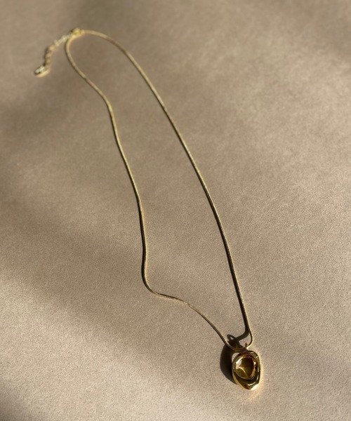 RIVE DROITE（リヴドロワ）の「モチーフスネークネックレス（ネックレス・レディース・シルバー/ゴールド・FREE）」の5枚目の写真