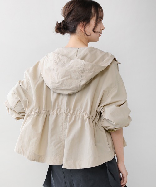 Bou Jeloud（ブージュルード）の「タフタギャザーマウンテンパーカー（マウンテンパーカー・レディース・ブラック/カーキ/アイボリー・38）」の15枚目の写真