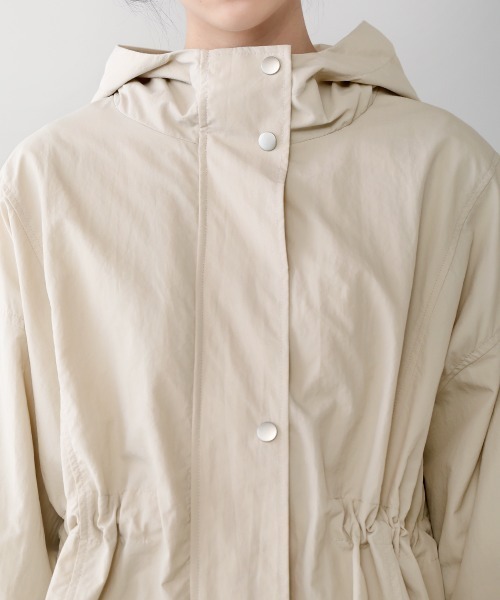 Bou Jeloud（ブージュルード）の「タフタギャザーマウンテンパーカー（マウンテンパーカー・レディース・ブラック/カーキ/アイボリー・38）」の20枚目の写真