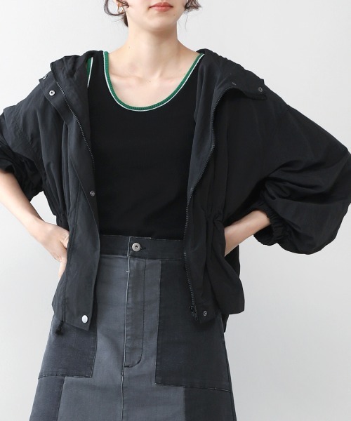 Bou Jeloud（ブージュルード）の「タフタギャザーマウンテンパーカー（マウンテンパーカー・レディース・ブラック/カーキ/アイボリー・38）」の8枚目の写真