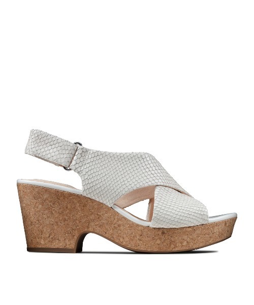 Clarks(クラークス)の「Maritsa Lara / マリツッアララ (ホワイトスネイク)(サンダル・レディース・ホワイト・UK3/UK4.5/UK6/UK5/UK5.5/UK4/UK3.5)」の2枚目の写真