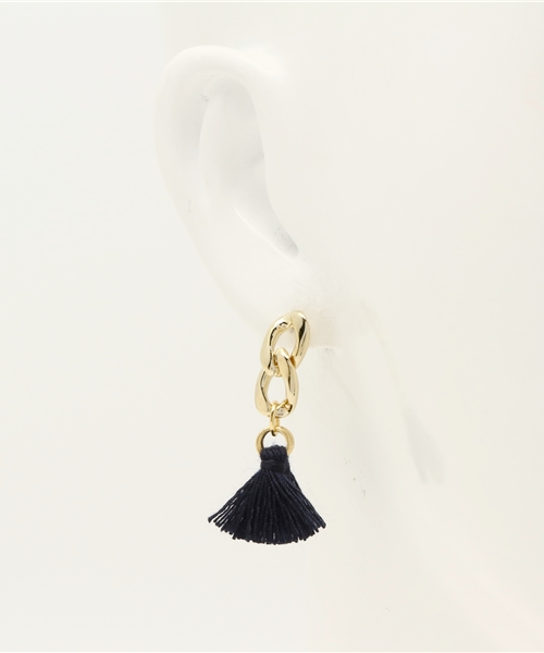 OUTLET（アウトレット）の「【Ciaopanic】タッセル付チェーンピアス（ピアス（両耳用）・レディース・ブラウン/グレー/ネイビー・FREE）」の6枚目の写真