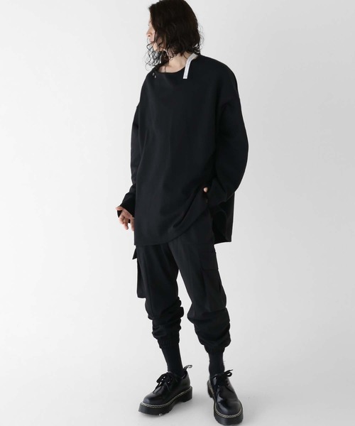 minsobi（ミンソビ）の「ボートネック　カットソー　ユニセックス カットオフBIGスウェット（スウェット・メンズ・ホワイト/ブラック・FREE）」の2枚目の写真