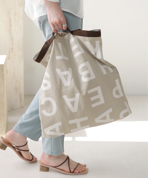 Bab(バブ)の「アルファベットトートバッグ(トートバッグ・レディース・グレー/ブラック/ブラウン/アイボリー・ONESIZE)」の13枚目の写真