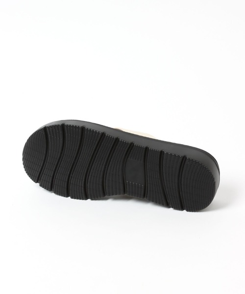 LEPSIM(レプシィム)の「やみつき!クッショントングサンダル 264201(サンダル・レディース・ブラック/ベージュ/オフホワイト・SMALL/MEDIUM/LARGE)」の17枚目の写真