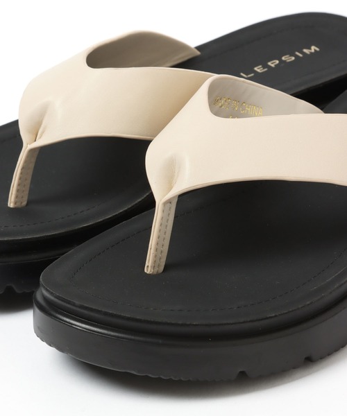 LEPSIM(レプシィム)の「やみつき!クッショントングサンダル 264201(サンダル・レディース・ブラック/ベージュ/オフホワイト・SMALL/MEDIUM/LARGE)」の18枚目の写真