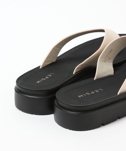LEPSIM(レプシィム)の「やみつき!クッショントングサンダル 264201(サンダル・レディース・ブラック/ベージュ/オフホワイト・SMALL/MEDIUM/LARGE)」の21枚目の写真