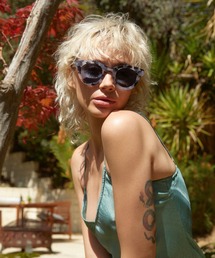 AKILA（アキラ）の「Idol（サングラス）」