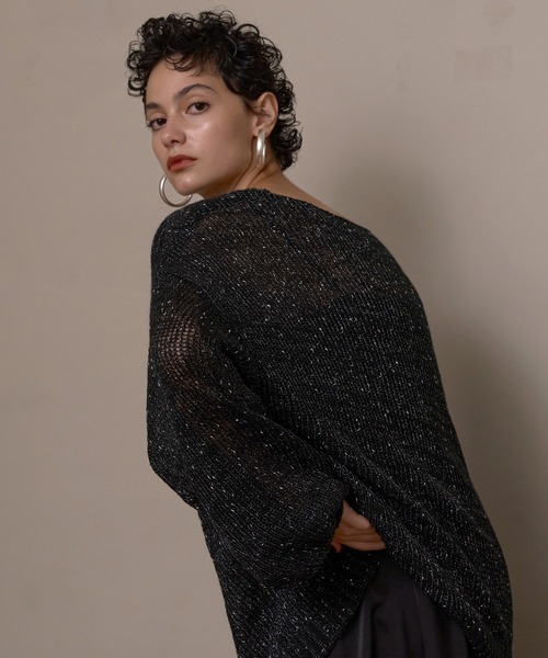 MIELI INVARIANT（ミエリインヴァリアント）の「Flat Matte Hoop Pierce（ピアス（両耳用）・レディース・シルバー/ゴールド・FREE）」の18枚目の写真