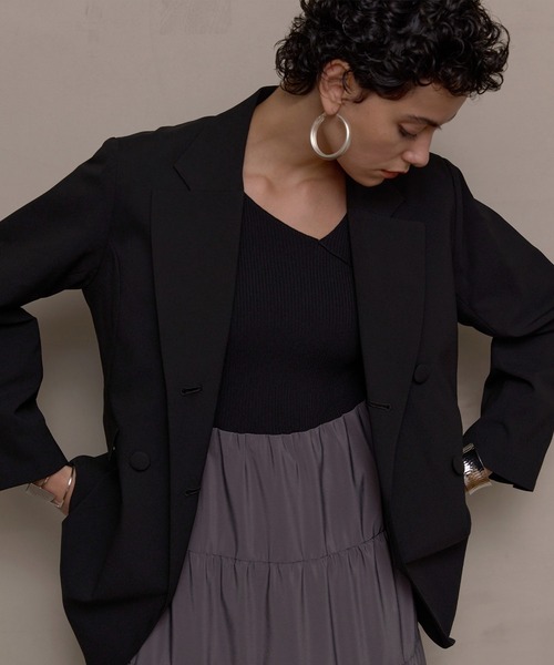 MIELI INVARIANT（ミエリインヴァリアント）の「Flat Matte Hoop Pierce（ピアス（両耳用）・レディース・シルバー/ゴールド・FREE）」の21枚目の写真