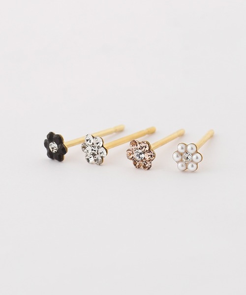 ANEMONE（アネモネ）の「ビジューフラワーピアス（ピアス（両耳用）・レディース・ホワイト/ブラック/ピンク/クリア・FREE）」の9枚目の写真