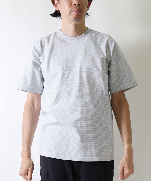 SAWINTO(ソイント)の「【MADE IN USA】CAL CRU 【カルクルー】REPEAT MICRO STRIPE TEE - リピート マイクロストライプ T(Tシャツ/カットソー・メンズ・グレー系その他/ネイビー系・SMALL/MEDIUM/X-LARGE/LARGE/XX-LARGE)」の3枚目の写真