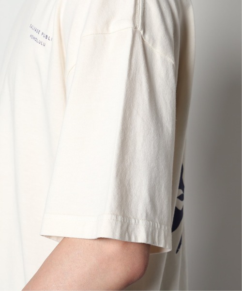 SALVAGE PUBLIC(サルベージパブリック)の「【SALVAGE PUBLIC/サルベージパブリック×JS】別注 ピグメント Tシャツ“SHAK”(Tシャツ/カットソー・メンズ・アイボリー/サファリグリーン・MEDIUM/LARGE)」の18枚目の写真