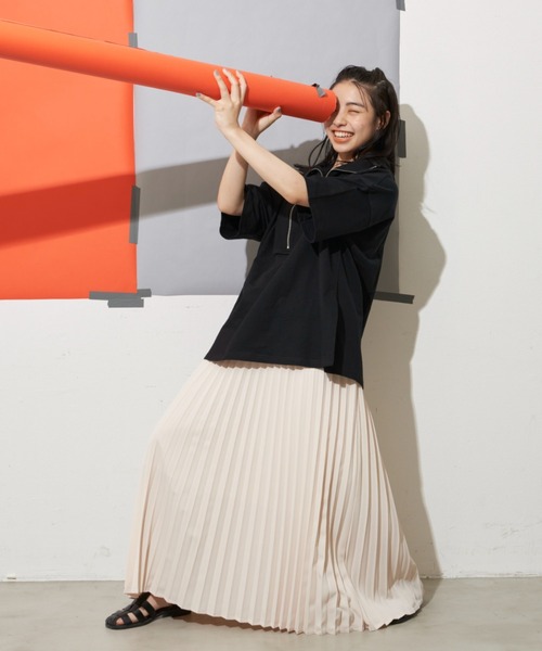 Libra Cue(リブラ キュー)の「“ハーフジップセーラーカットソー” トレンドのデザインながらLibra Cueらしいリラックス感を演出、ゆったりシルエットのプルオーバー(Tシャツ/カットソー・レディース・ライトグレー/ブラック・FREE)」の6枚目の写真