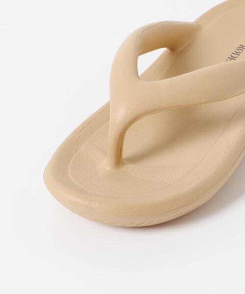 RODE SKO(ロデスコ)の「EVAトングサンダル(サンダル・レディース・ブラック/ベージュ/グレー系その他・38/36/37)」の21枚目の写真