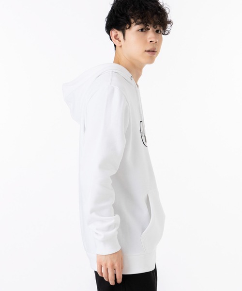   パーカー 白 白いロゴ M カルバンクライン Calvin Klein Jeans（カルヴァンクラインジーンズ）の「カルバン