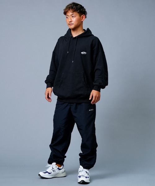 VANS(バンズ)の「【ムラサキスポーツ別注】VANS/バンズ バックプリントパーカー 122K1030523(パーカー・メンズ・ブラック/グレー/グリーン・M/L/XL/XXL)」の14枚目の写真
