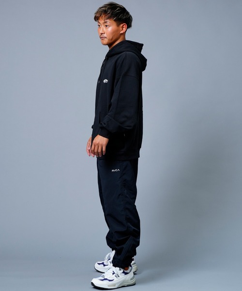 VANS(バンズ)の「【ムラサキスポーツ別注】VANS/バンズ バックプリントパーカー 122K1030523(パーカー・メンズ・ブラック/グレー/グリーン・M/L/XL/XXL)」の15枚目の写真