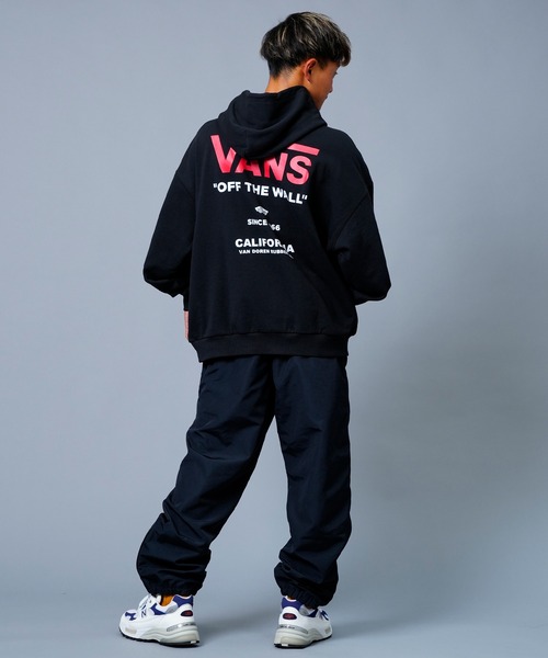 VANS(バンズ)の「【ムラサキスポーツ別注】VANS/バンズ バックプリントパーカー 122K1030523(パーカー・メンズ・ブラック/グレー/グリーン・M/L/XL/XXL)」の16枚目の写真