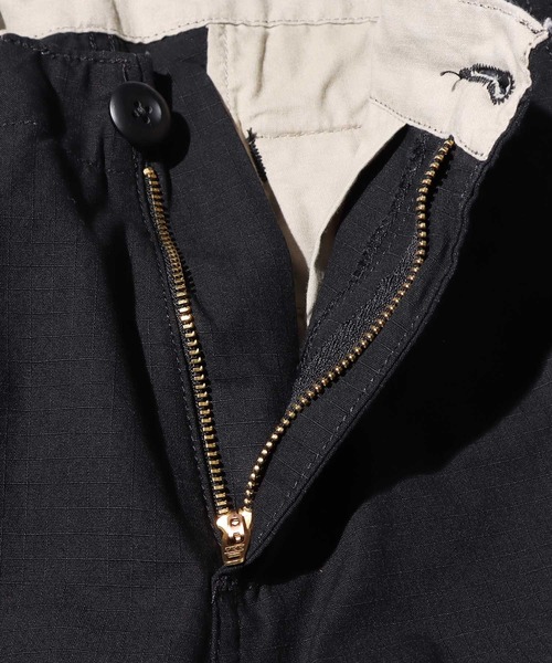 Carhartt WIP（カーハートダブリューアイピー）の「Carhartt WIP/カーハートダブリューアイピーAVIATION PANT カーゴパンツ（カーゴパンツ・メンズ・ブラック・32inch/28inch/29inch/30inch/31inch/33inch/34inch）」の6枚目の写真