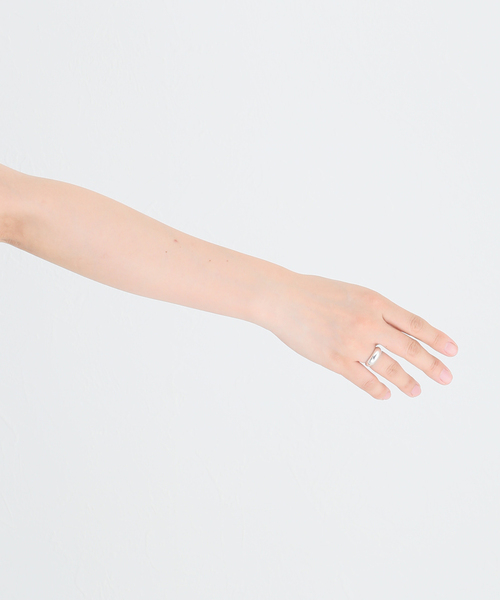 AP STUDIO（エーピーストゥディオ）の「【BAR JEWELLERY / バージュエリー】ミディアムリング（リング・レディース・シルバー・10/15 /13）」の5枚目の写真
