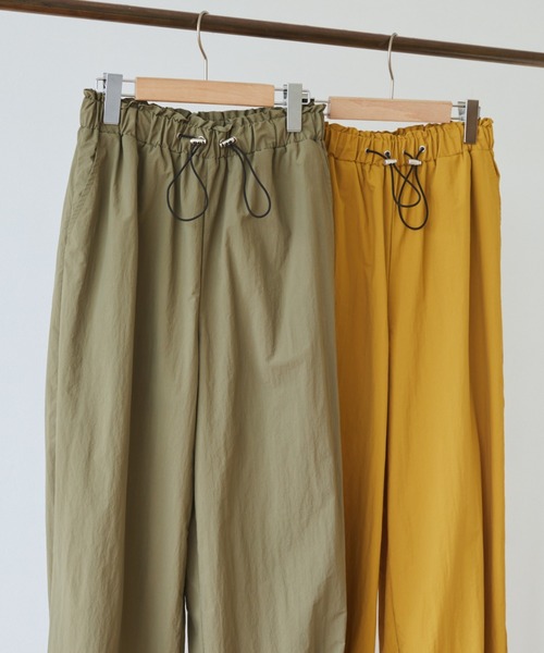 idem（イデム）の「【ZOZOTOWN限定】drost loose cargo pants/ドロストルーズカーゴパンツ【Sサイズ展開あり】（カーゴパンツ・レディース・カーキ/マスタード・SMALL/FREE）」の17枚目の写真