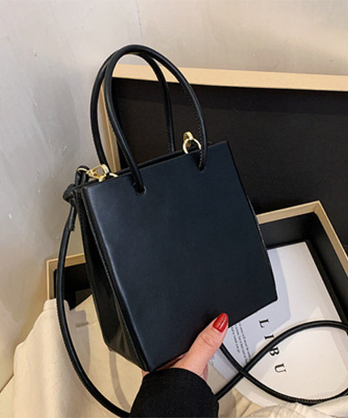 c.u.l(シーユーエル)の「2wayスクエアミニショルダーバック cula417(ショルダーバッグ・レディース・ライトブラウン/アイボリー/ブラック/ダークブラウン・FREE)」の6枚目の写真