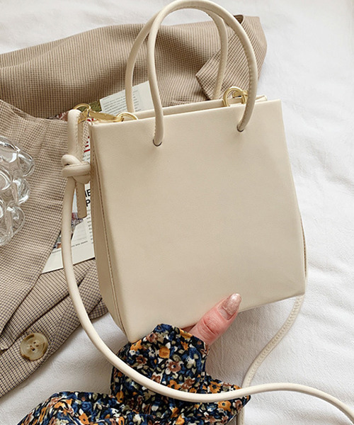 c.u.l(シーユーエル)の「2wayスクエアミニショルダーバック cula417(ショルダーバッグ・レディース・ライトブラウン/アイボリー/ブラック/ダークブラウン・FREE)」の11枚目の写真