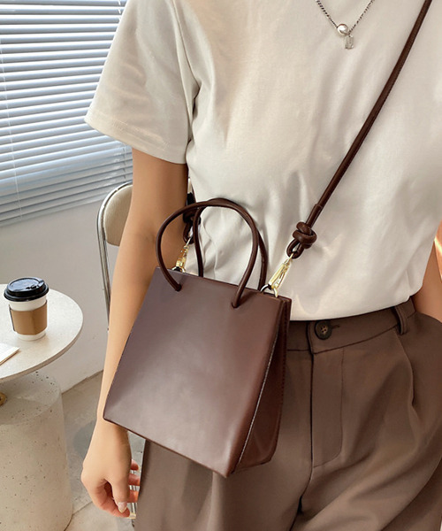 c.u.l(シーユーエル)の「2wayスクエアミニショルダーバック cula417(ショルダーバッグ・レディース・ライトブラウン/アイボリー/ブラック/ダークブラウン・FREE)」の14枚目の写真