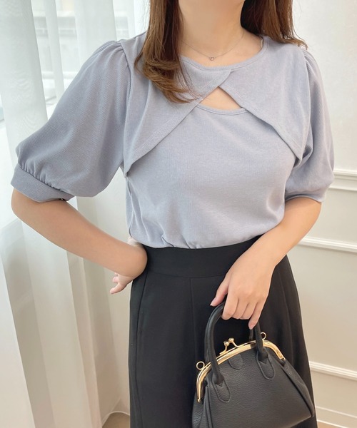 apres jour（アプレジュール）の「パフスリーブフロントオープントップス【ZOZOTOWN限定アイテム】（Tシャツ/カットソー・レディース・アイボリー/ライトピンク/ブラック/ブルー・X-LARGE/フリー）」の7枚目の写真