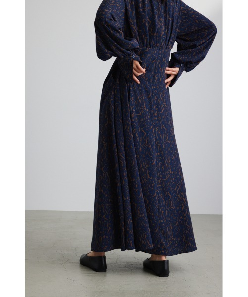 STYLEMIXER(スタイルミキサー)の「ペイントパターンギャザーワンピース(ワンピース・レディース・ネイビー/ライトベージュ・SMALL/MEDIUM)」の15枚目の写真