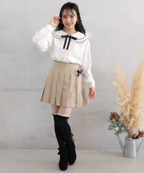 PINKHUNT（ピンクハント）の「PINKHUNT 2段フリルニーハイソックス 7294（ソックス/靴下・キッズ・ホワイト/ブラック/ベージュ・17-20/21-24cm）」の6枚目の写真