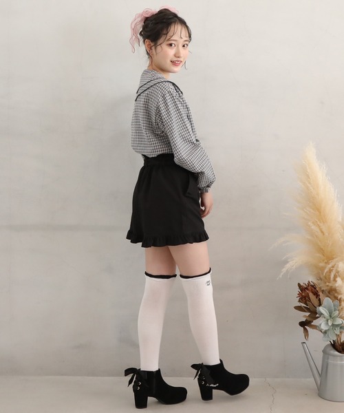 PINKHUNT（ピンクハント）の「PINKHUNT 2段フリルニーハイソックス 7294（ソックス/靴下・キッズ・ホワイト/ブラック/ベージュ・17-20/21-24cm）」の5枚目の写真