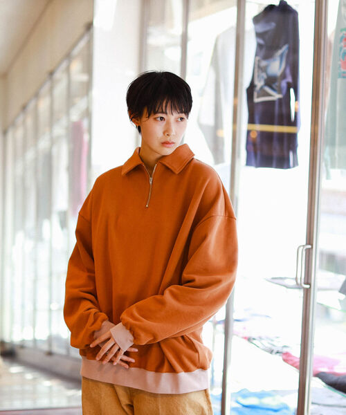 BEAMS T（ビームスティー）の「BEAMS T / HALF ZIP TWO TONE SWEAT（スウェット・メンズ・ブラウン/ライトグレー・SMALL/LARGE/MEDIUM/X-LARGE）」の6枚目の写真