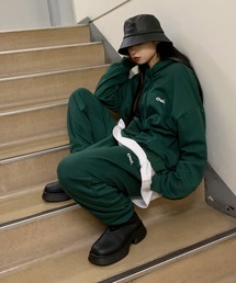 【セットアップ対応】Oui logo hoodie / Ouiロゴフーディ