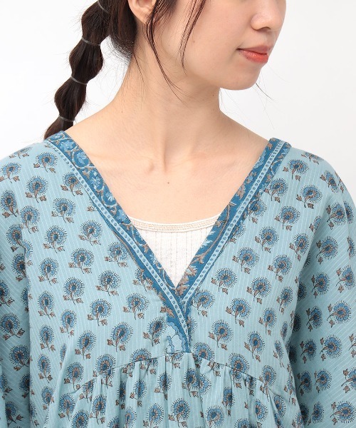 チチカカ（チチカカ）の「フロルブロックプリントワンピース（ワンピース・レディース・イエロー/ブルー/アイボリー・FREE）」の10枚目の写真