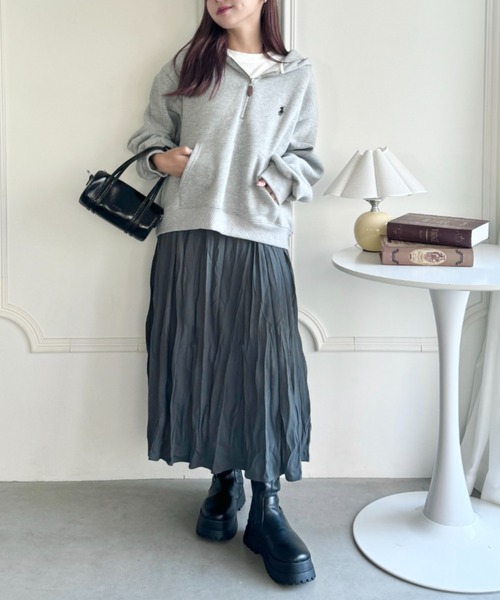 Loueme（ルエム）の「ソフトタッチワッシャーフレアスカート（スカート