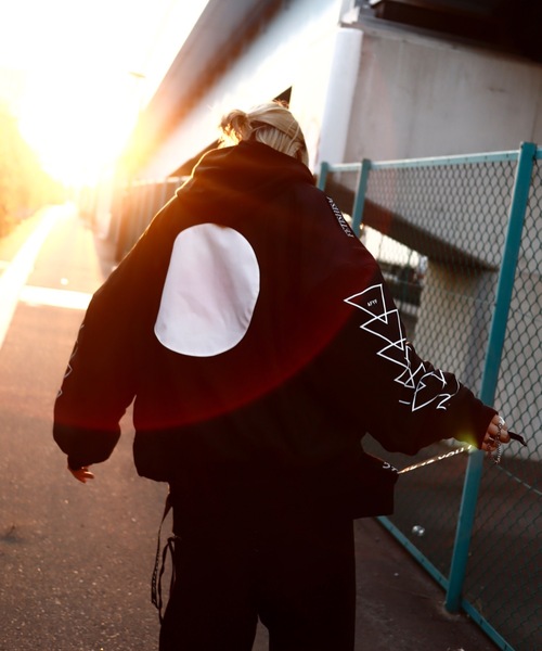 AFYF（エーエフワイエフ）の「AFYF ART MA-1/アートMA-1（MA-1・メンズ・ブラック系その他3/ブラック系その他/ブラック系その他2・FREE）」の3枚目の写真