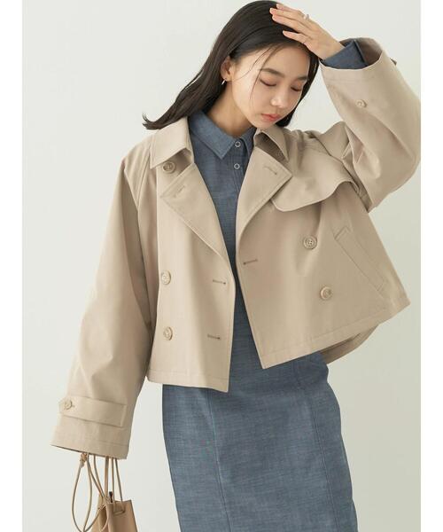 ショートトレンチコート